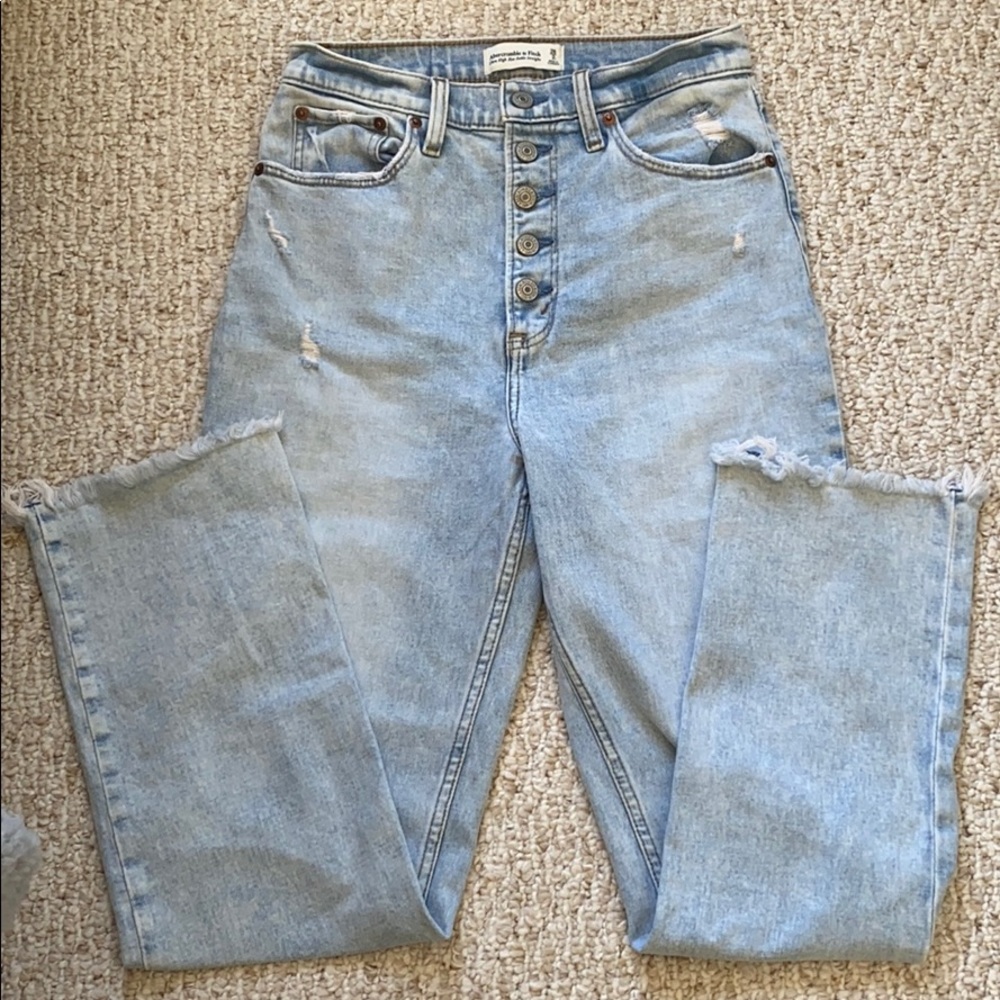 Abercrombie & Fitch Ultra High Rise Ankle Straight